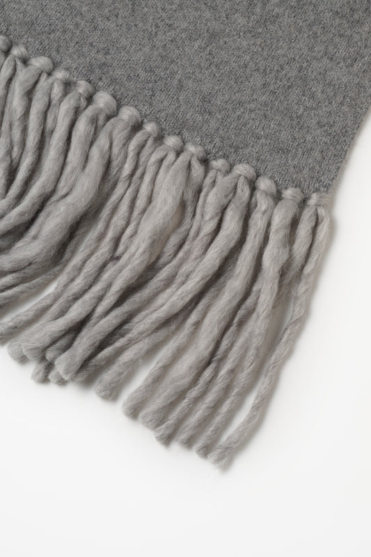 LILY VOLUME FRINGE MUFFLER