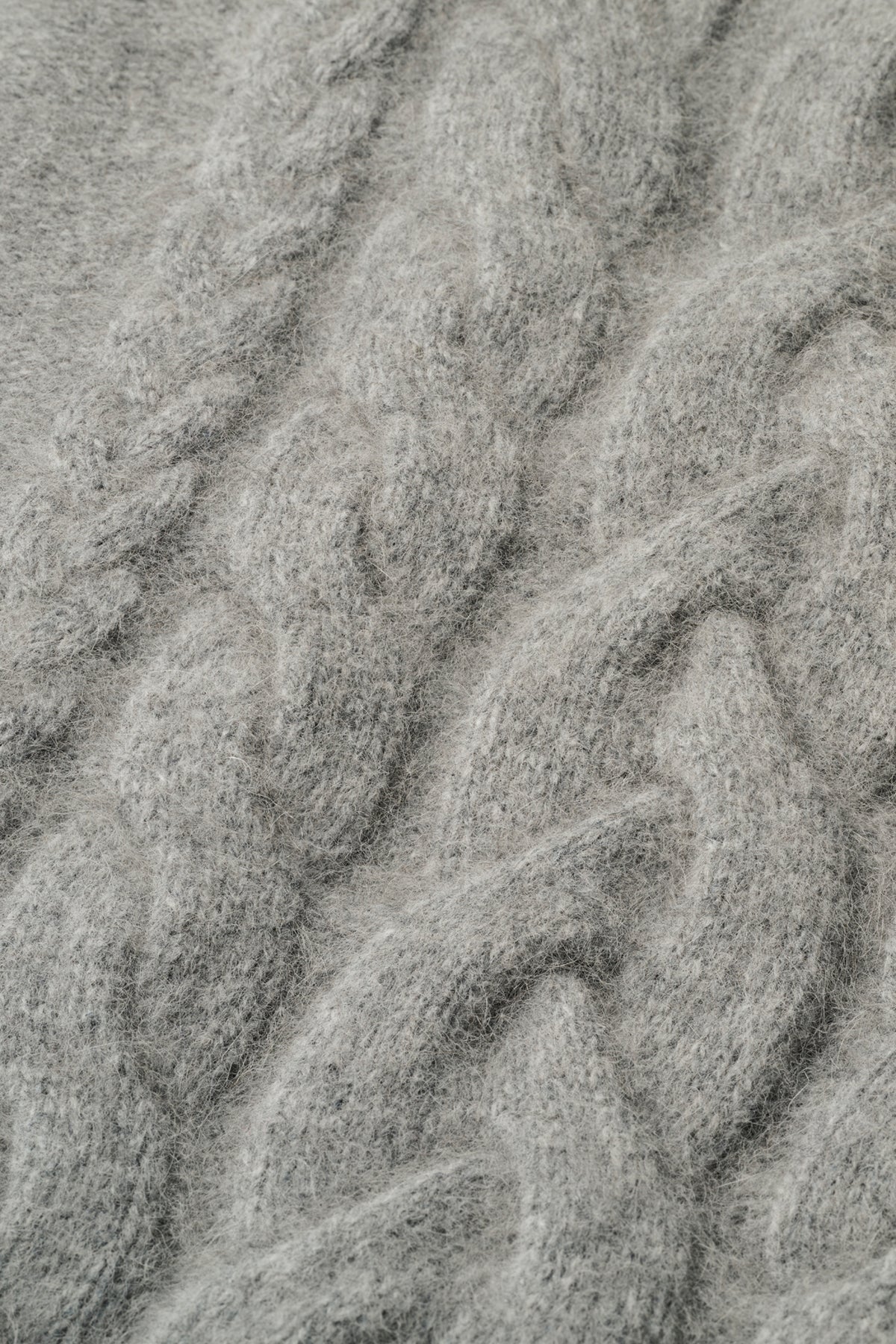 LILY CABLE KNIT