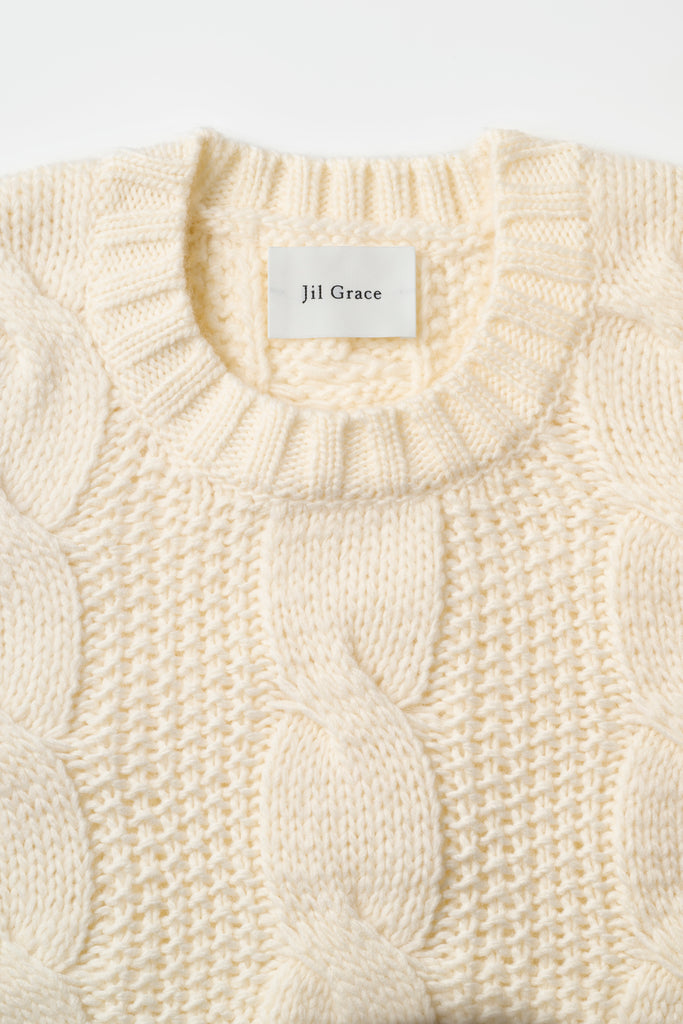 SHORT CABLE KNIT