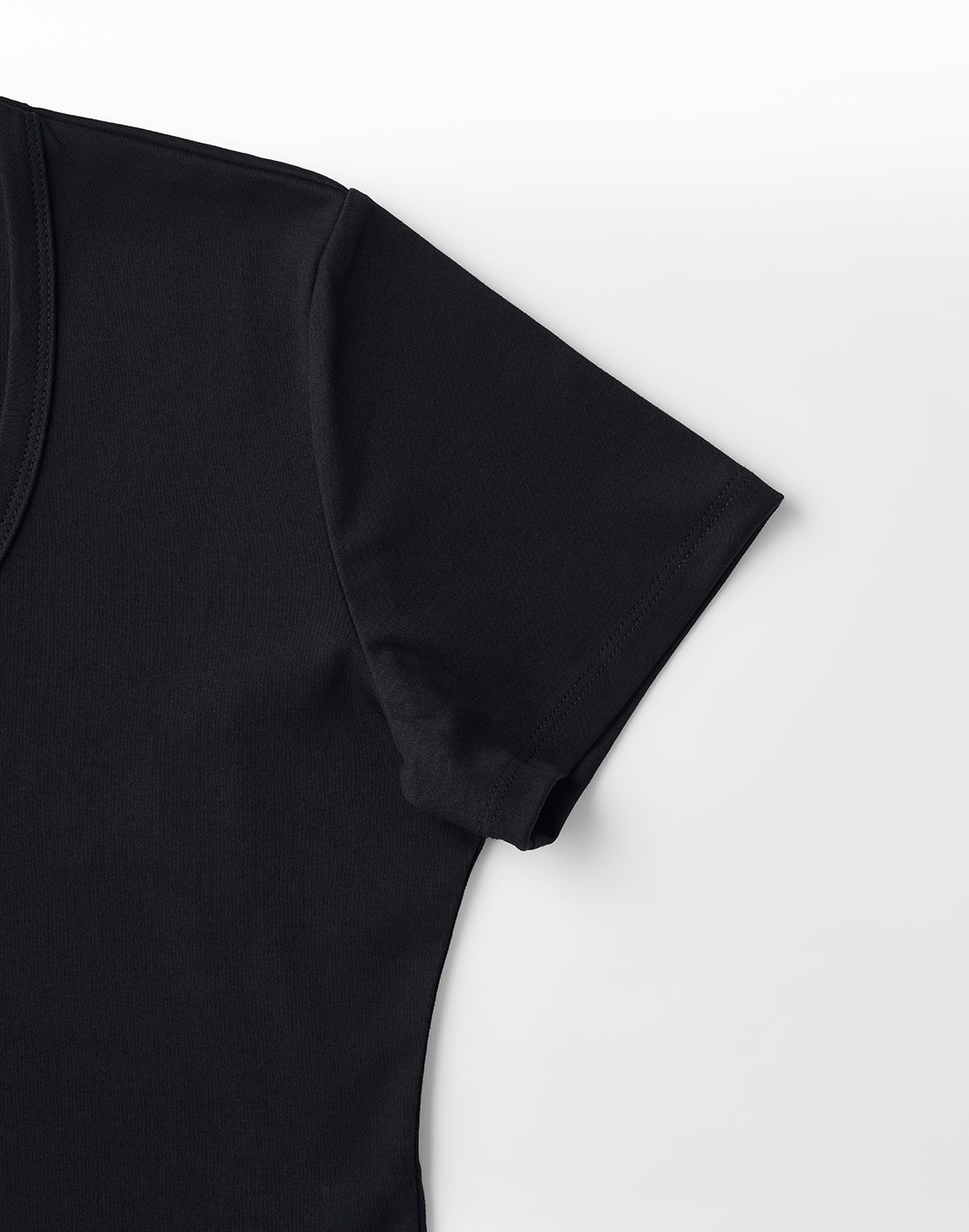 TIMELESS SILKY U-NECK TEE