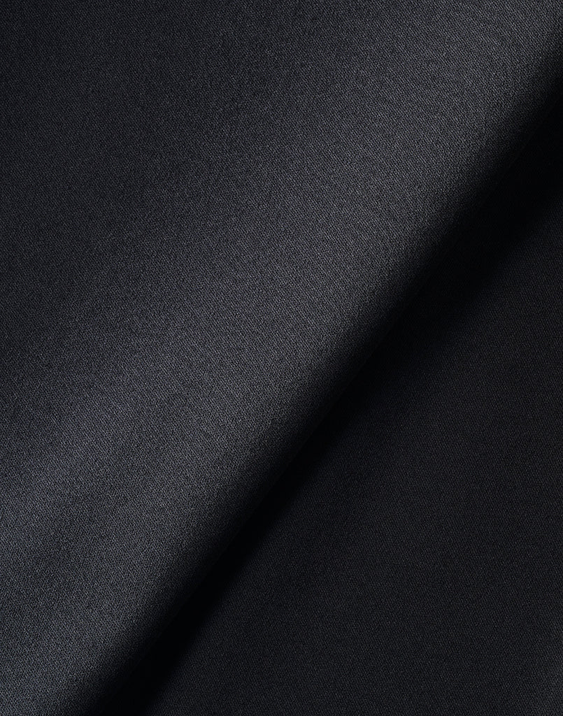 TIMELESS SILKY U-NECK TEE