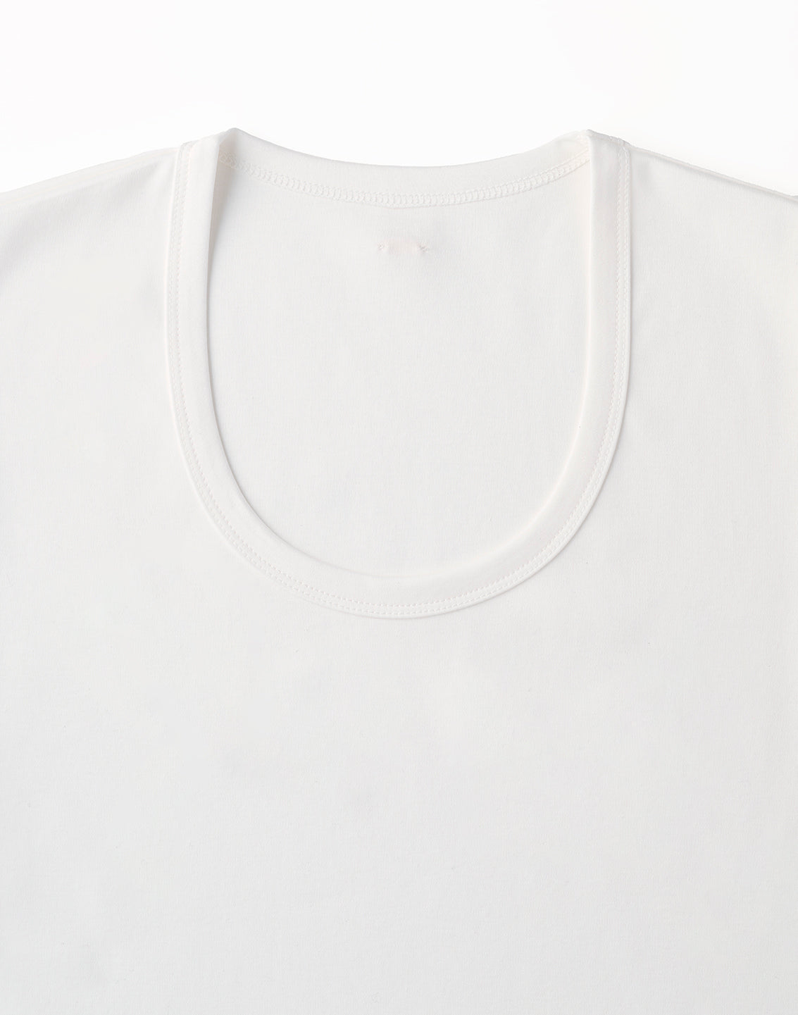TIMELESS SILKY U-NECK TEE