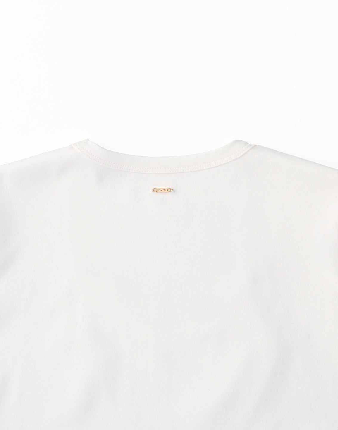 TIMELESS SILKY U-NECK TEE