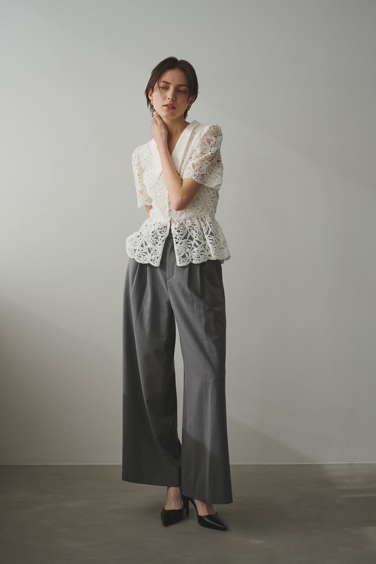 Jil Grace Lace Peplum white サイズ1 新品未使用 LACE PEPLUM BLOUSE – Jil Grace