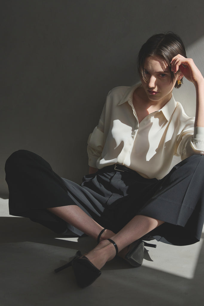 STILL SATIN SHIRT