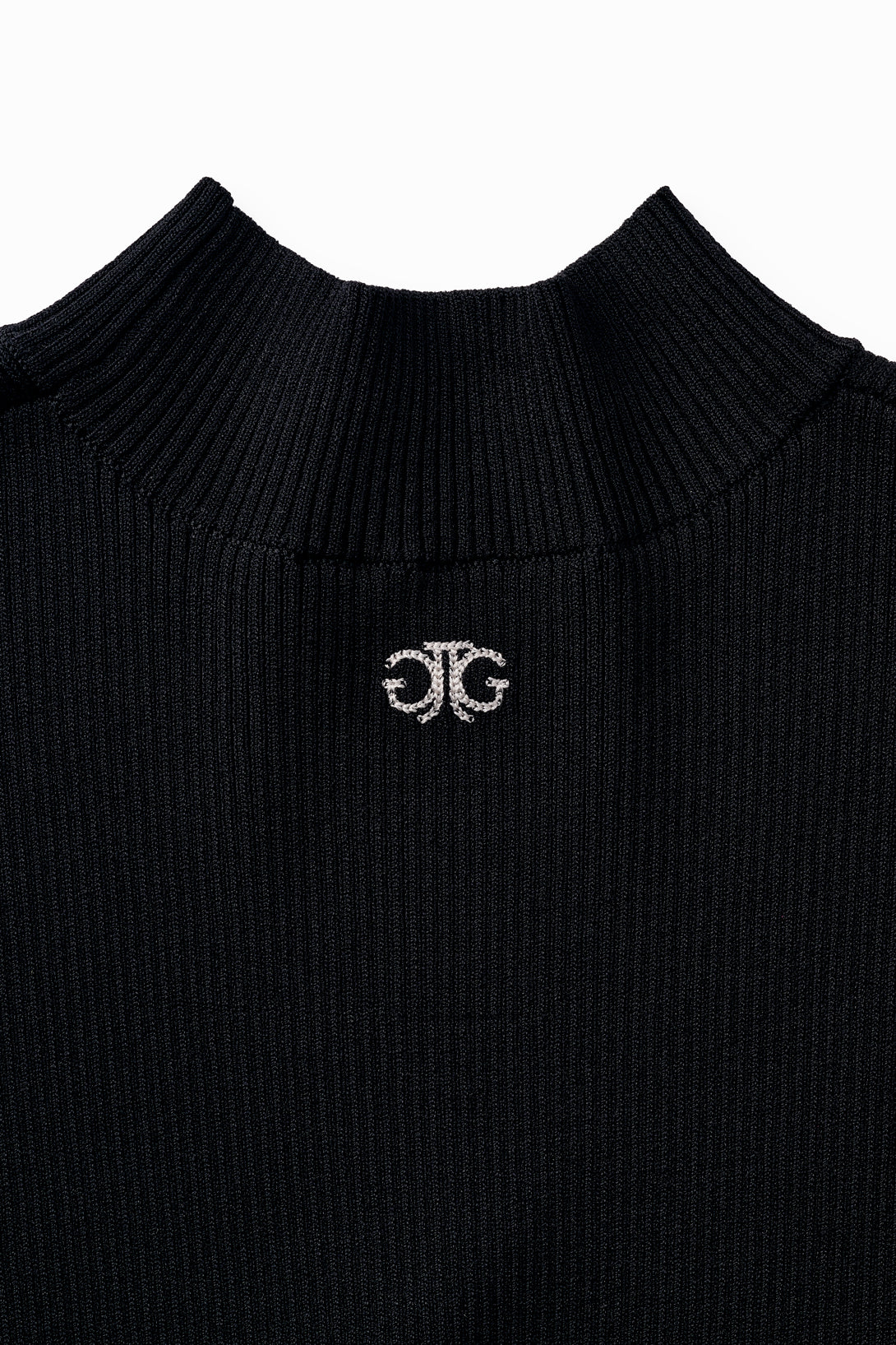 EMBLEM FLARE DRESS