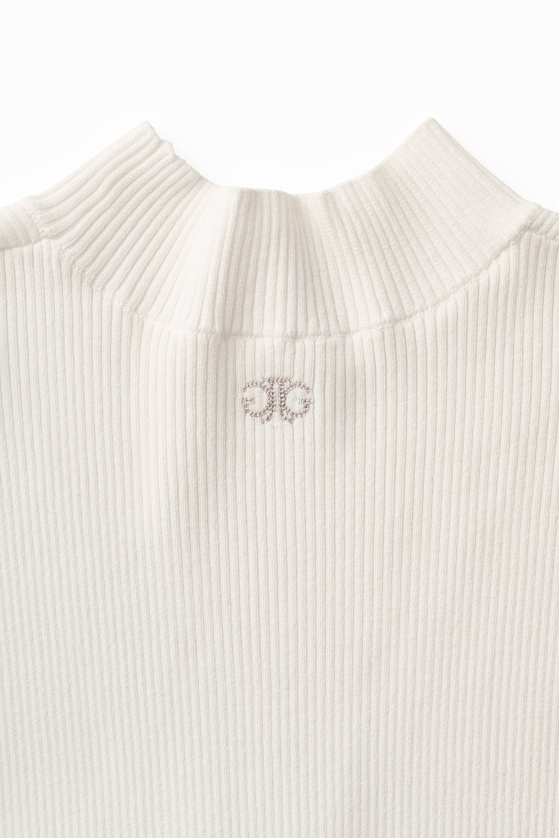 EMBLEM FLARE DRESS