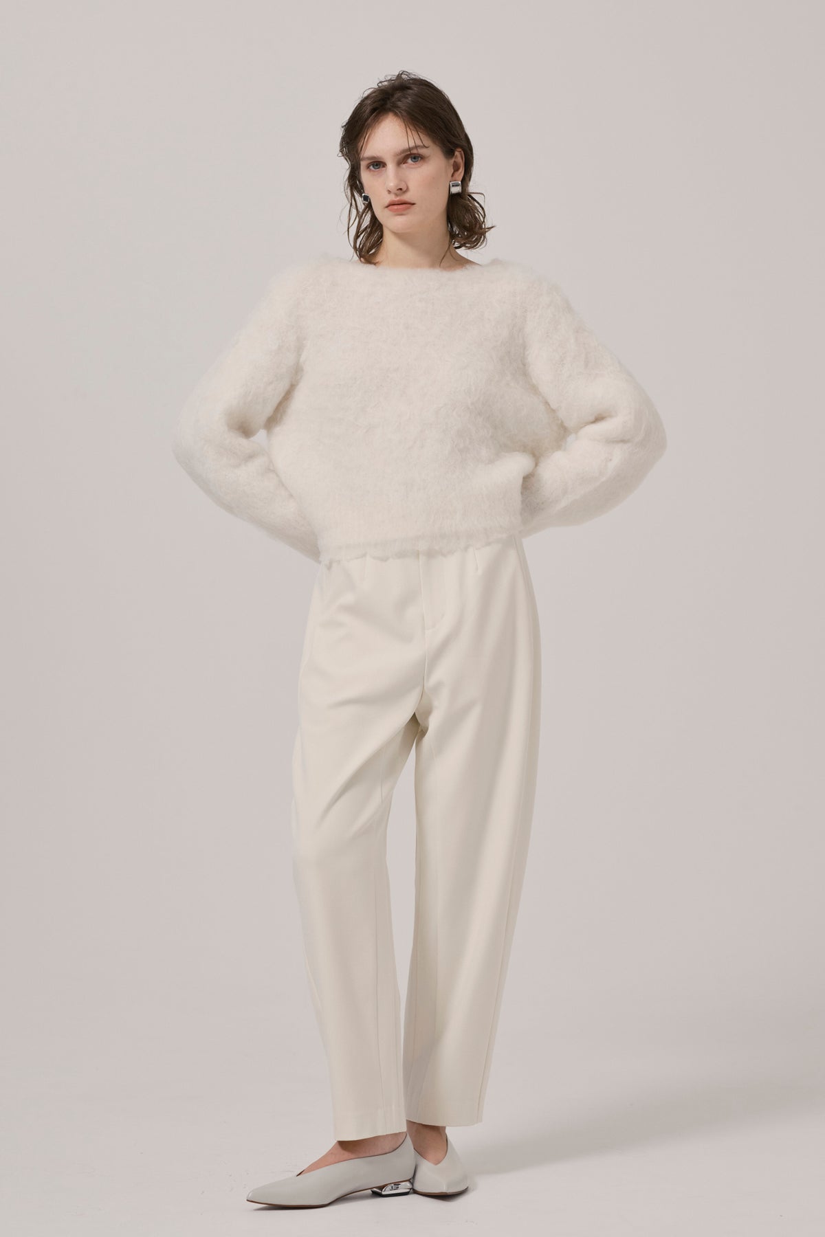 CURVED FORM PANTS