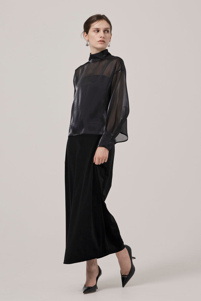 VEILED GLOW BLOUSE