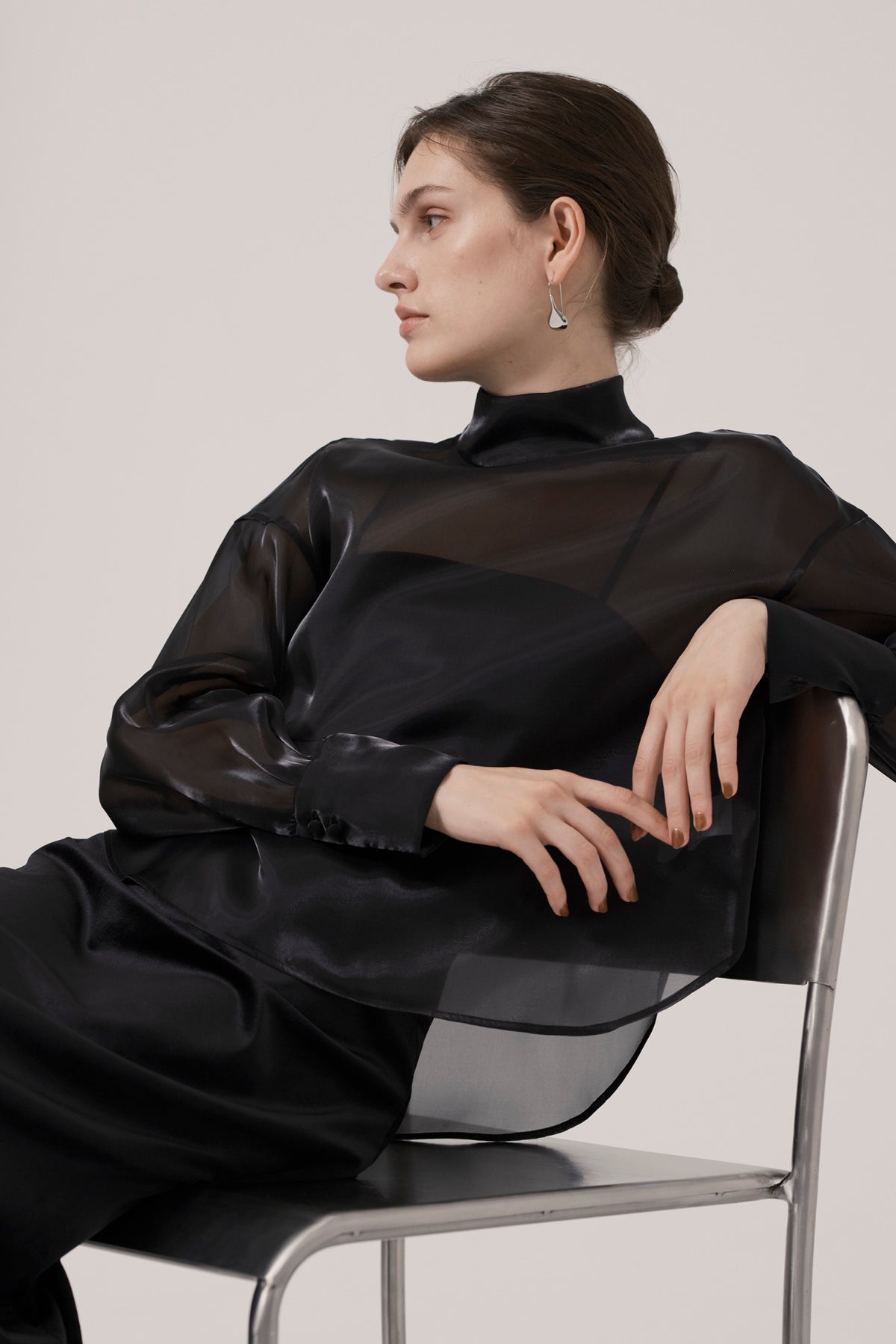 VEILED GLOW BLOUSE