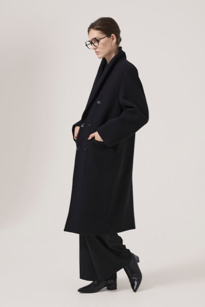 ALLURE GOWN COAT
