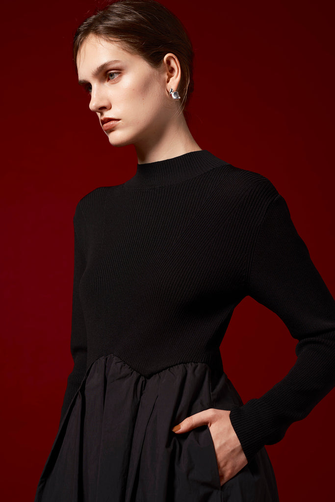 EMBLEM FLARE DRESS