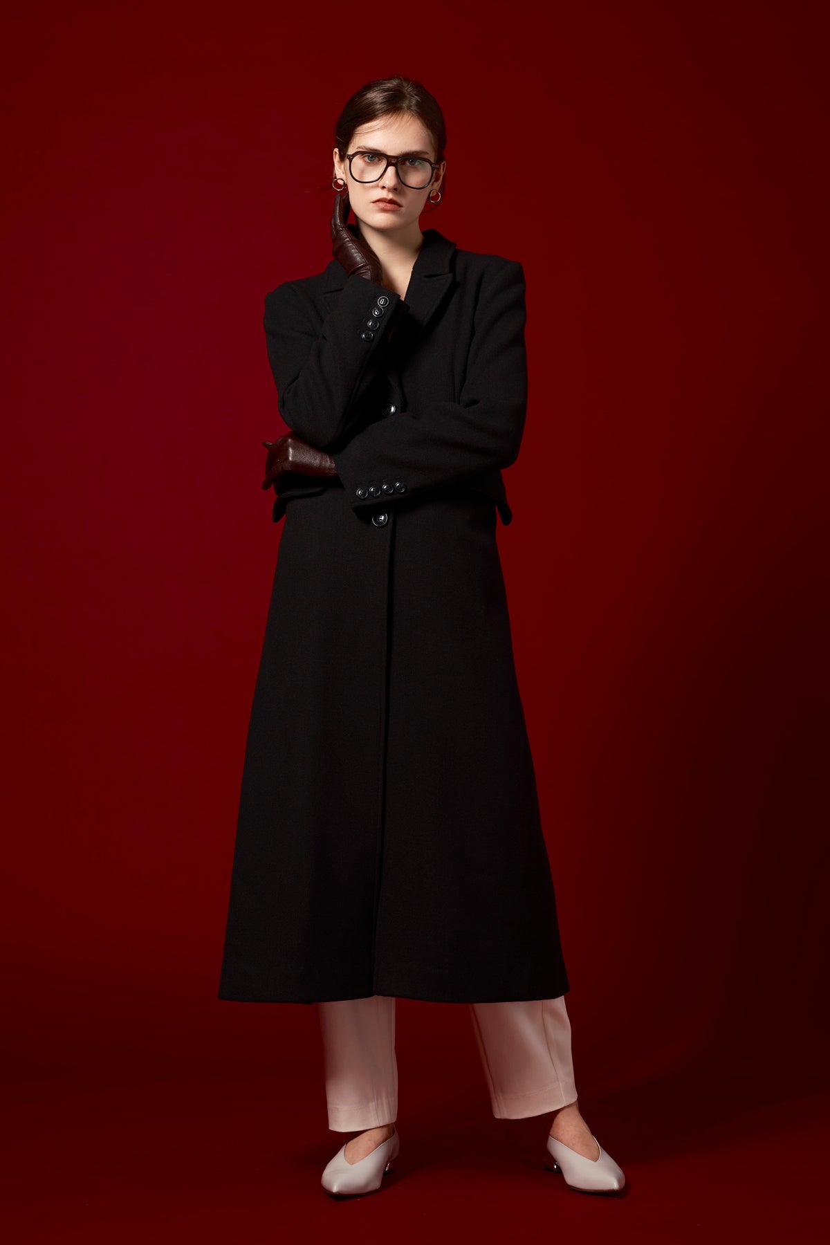 STATUE COAT