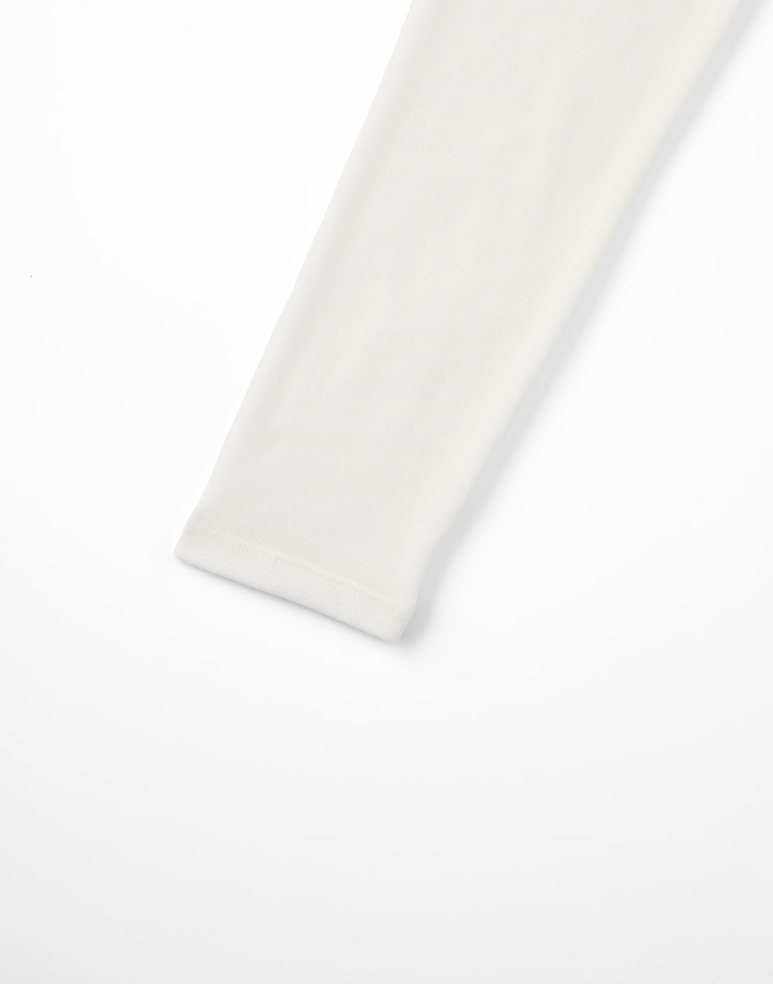 U-NECK LONG SLEEVE TEE
